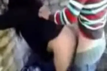 Cewek Liar Cantik Pasrah Digenjot Di Kasur