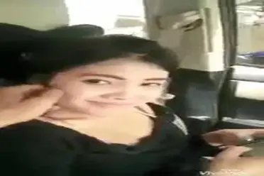 Gadis Cantik Pasrah Goyang Kasur Mobil Sepi
