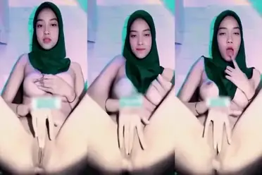 Sarah Cantik Colmek Basah Solo Intens