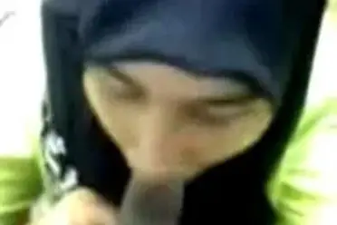 Ukhti Hijab Cantik Pasrah Servis Kasur Pria