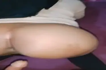 Ukhti Hijab Sepupu Cantik Pasrah Goyang Kasur